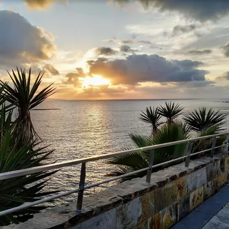 Home2book Bright & Stylish In La Isleta דירה *